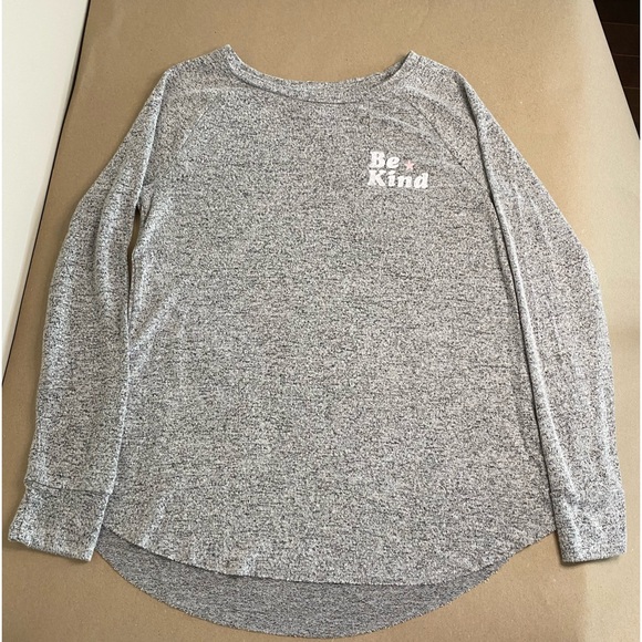 Grayson/Threads Women’s Size Medium Long Sleeve Grey T Shirt with Raw Hem Top - Picture 5 of 10